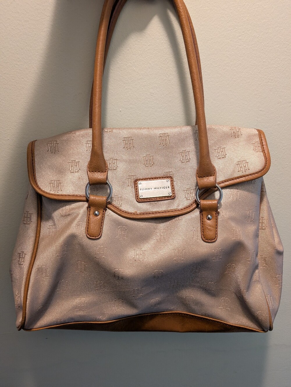 Tommy Hilfiger Monogram Jacquard Satchel Tote Bag Tan Gold Charm Trim